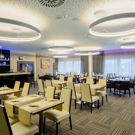 Hotel Tenis Zvolen Exterior foto